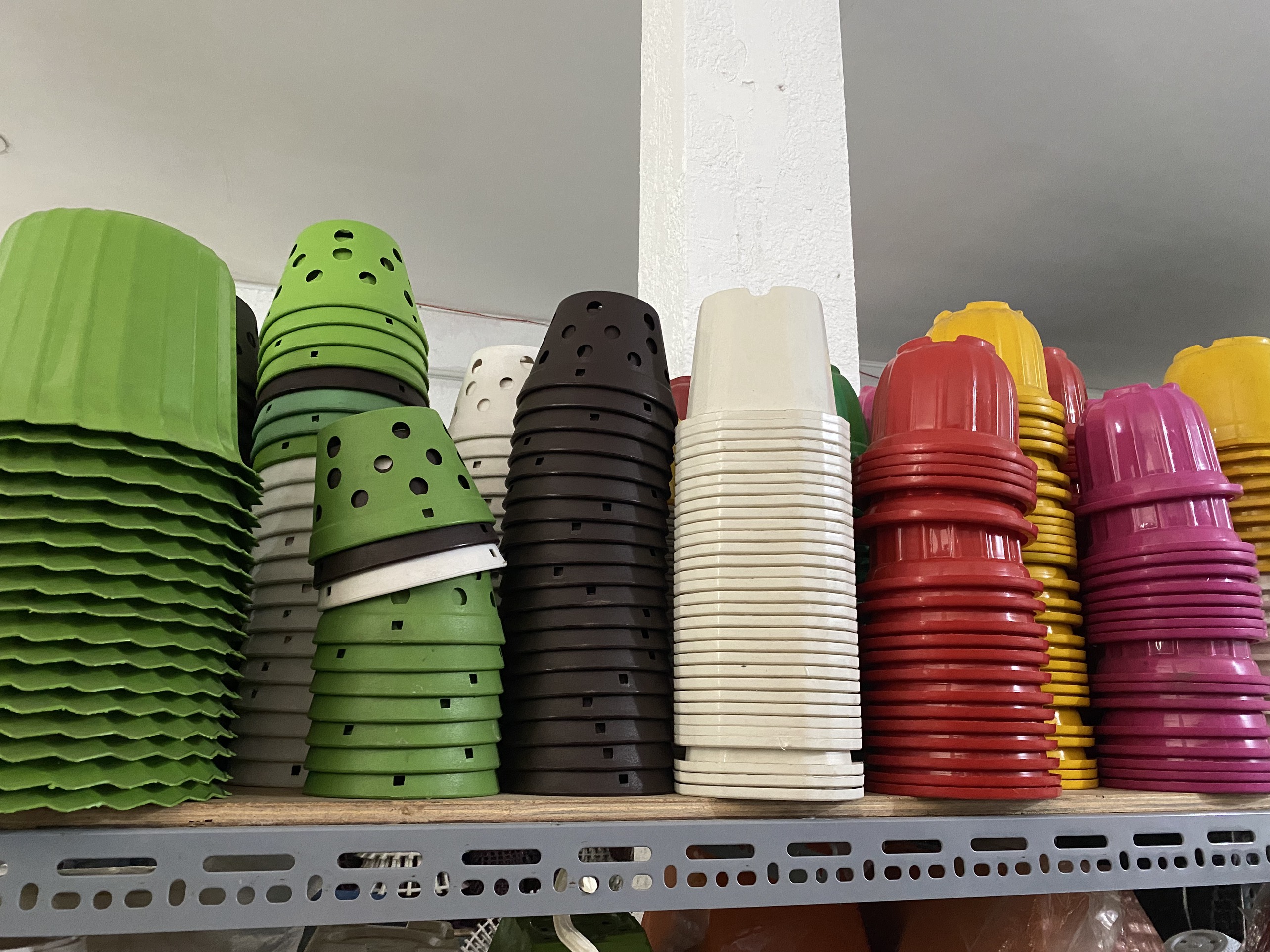 Quang Anh - Địa chỉ bán chậu trồng cây, chậu nhựa giá rẻ chất lượng, đa dạng mẫu mã tại TP.HCM Quang Anh - Địa chỉ bán chậu trồng cây, chậu nhựa giá rẻ chất lượng, đa dạng mẫu mã tại TP.HCM