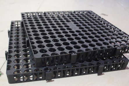 Bán tấm thoát nước sân vườn giá rẻ tại tphcm Bán tấm thoát nước sân vườn giá rẻ tại tphcm