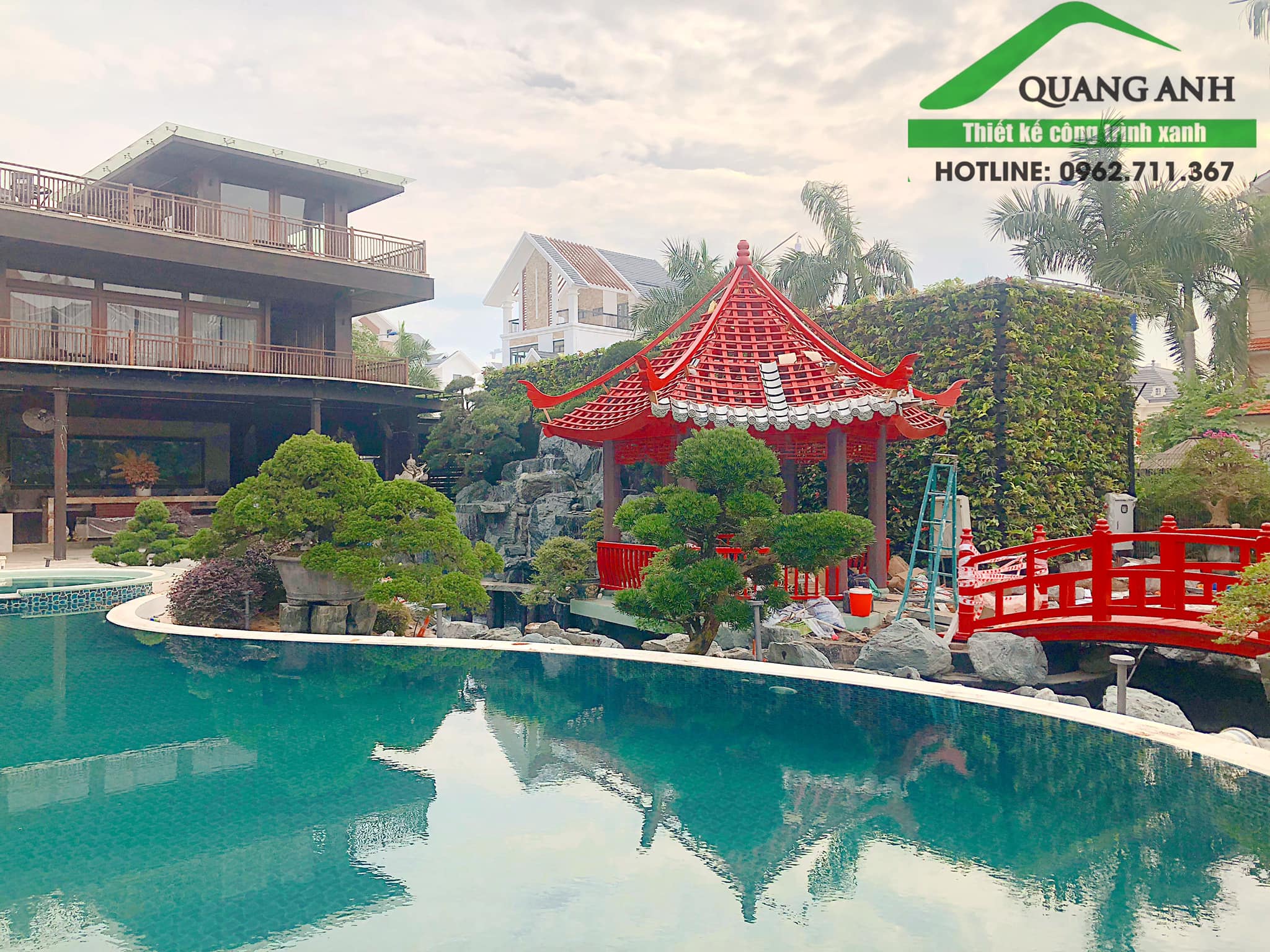 Thi công tường cây ngoài trời diện tích 90m2 tại biệt thự nhà phố Quận 2 Thi công tường cây ngoài trời diện tích 90m2 tại biệt thự nhà phố Quận 2